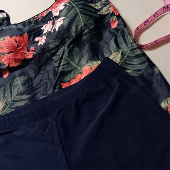 Urchics Womens 2024 Tankini Swimsuits Tummy Control Flowy Swimwear Two Piece - Picture 8 of 8